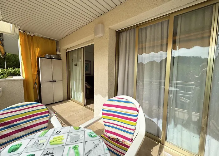 Apartsalou Penedes